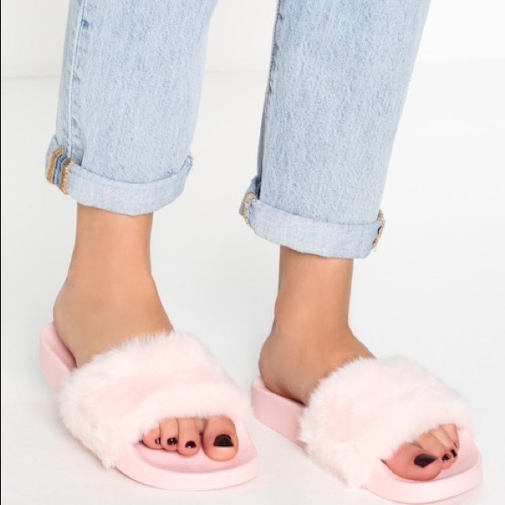 Steve Madden Softy Slide - Used